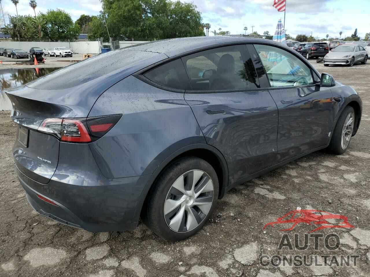 TESLA MODEL Y 2023 - 7SAYGDEE7PA211007