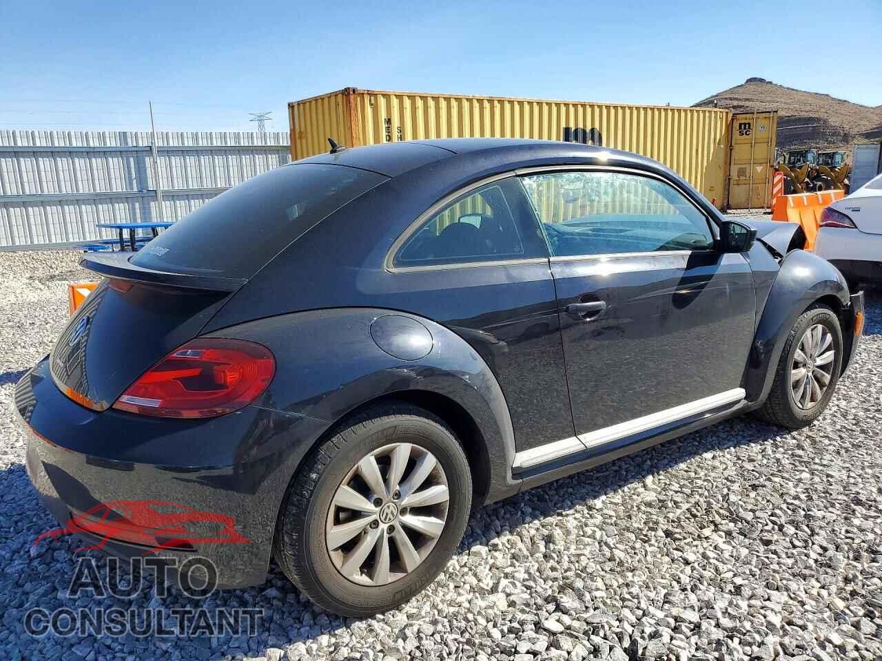 VOLKSWAGEN BEETLE 2017 - 3VWF17AT2HM615910