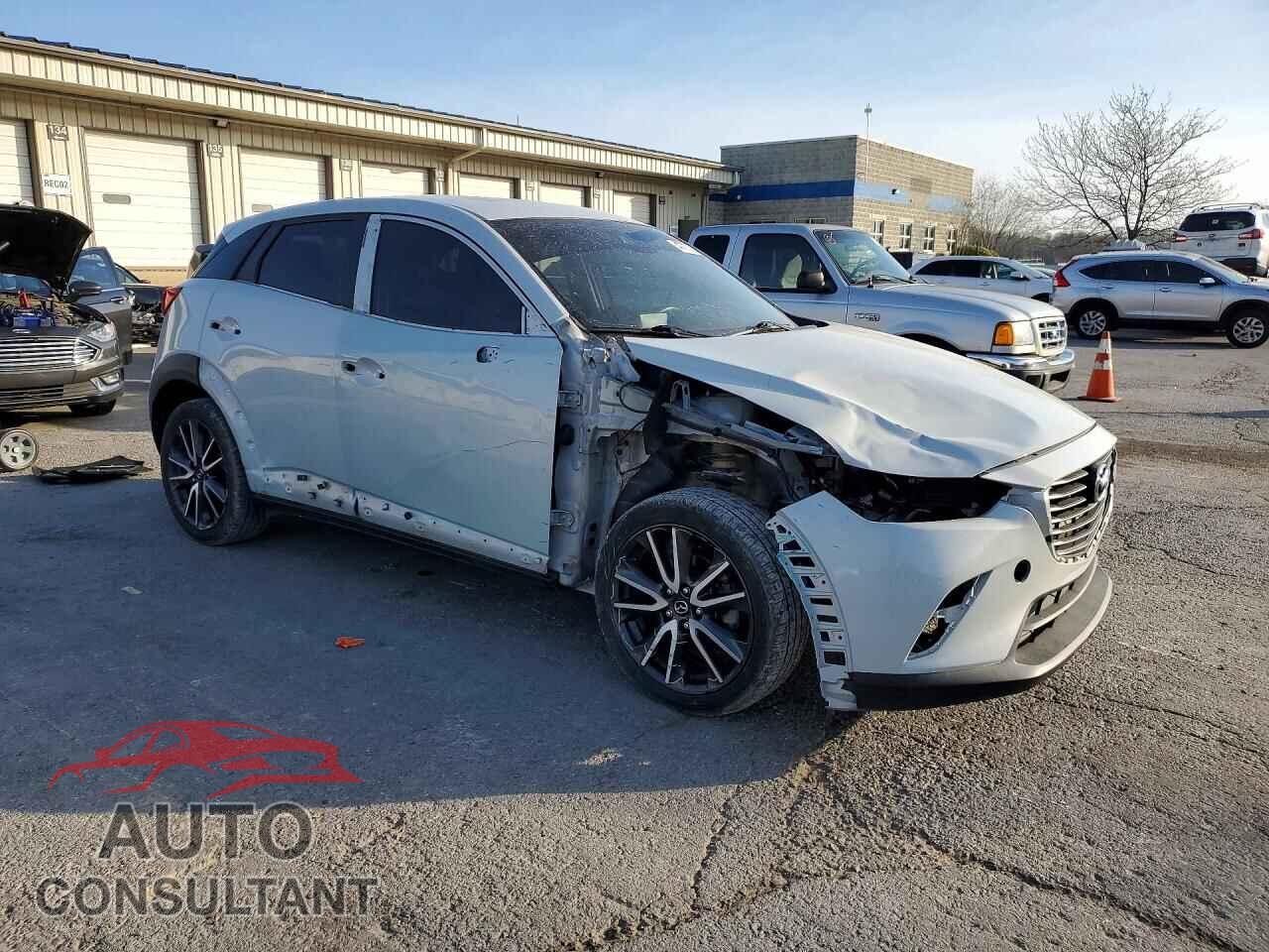 MAZDA CX-3 2018 - JM1DKFC73J0319157