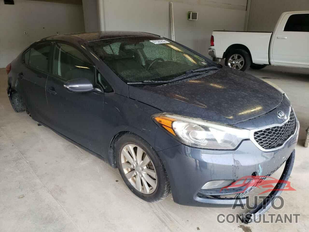 KIA FORTE 2016 - KNAFX4A62G5445284