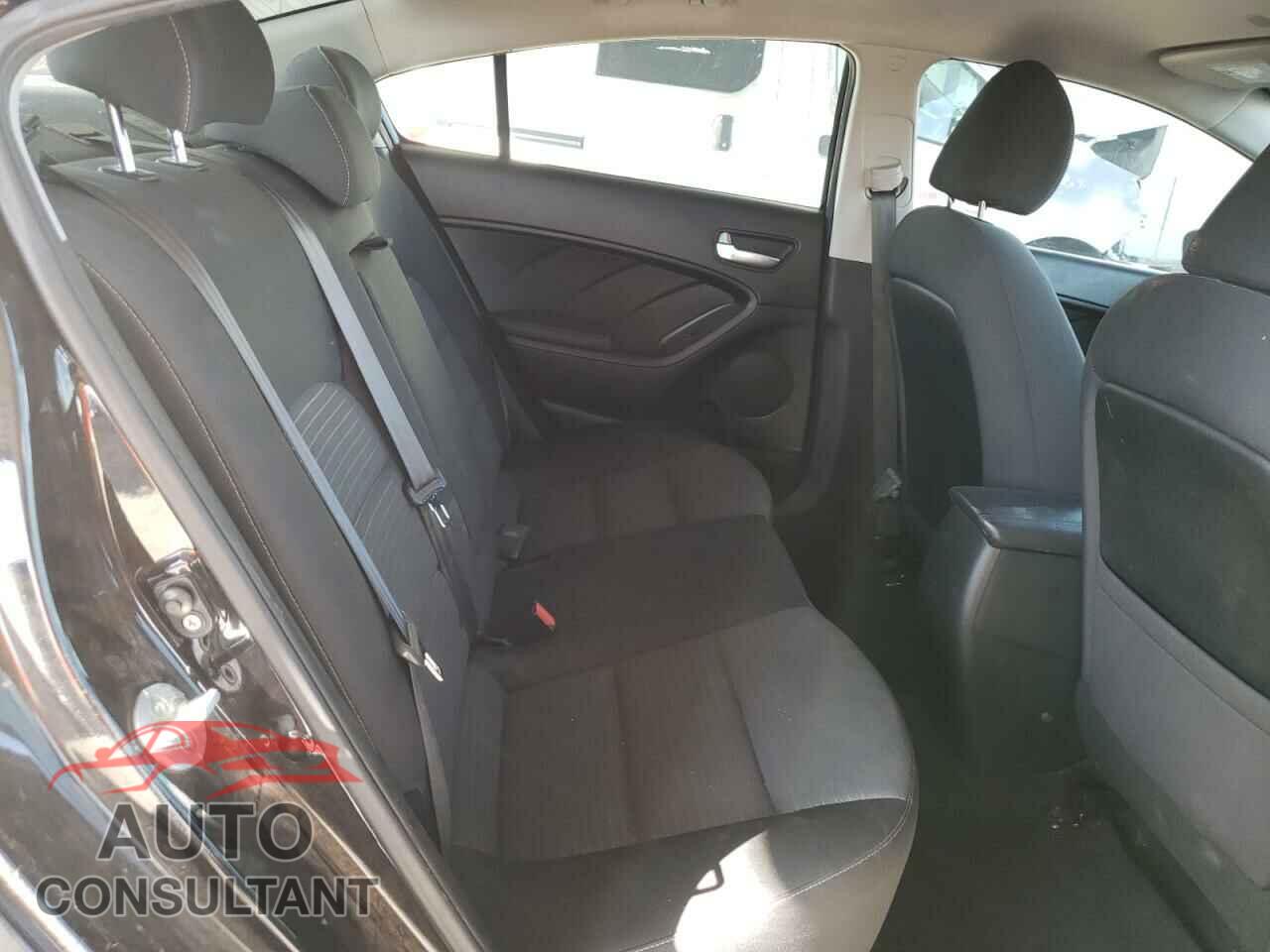 KIA FORTE 2017 - 3KPFL4A73HE076965