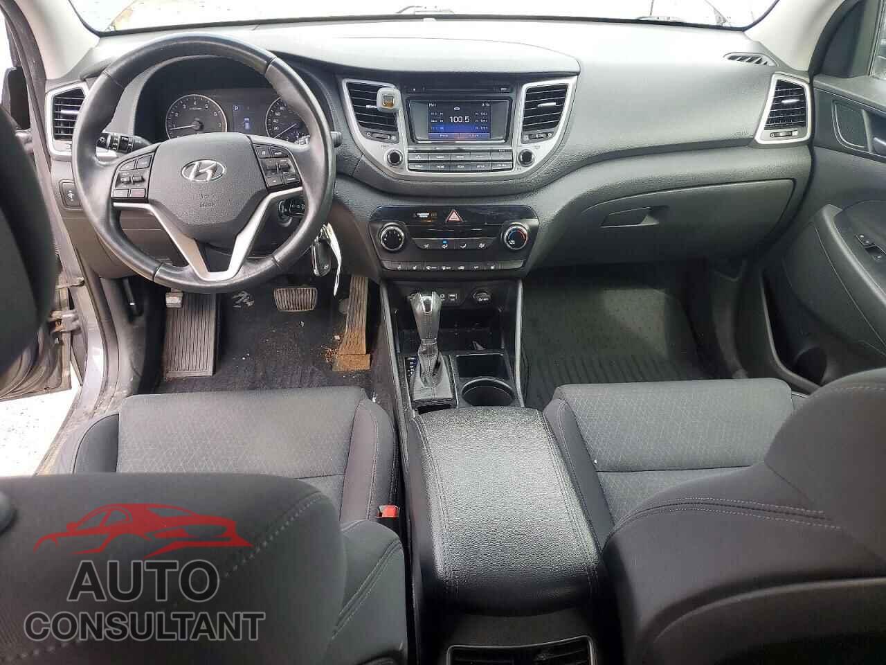 HYUNDAI TUCSON 2017 - KM8J3CA45HU525828