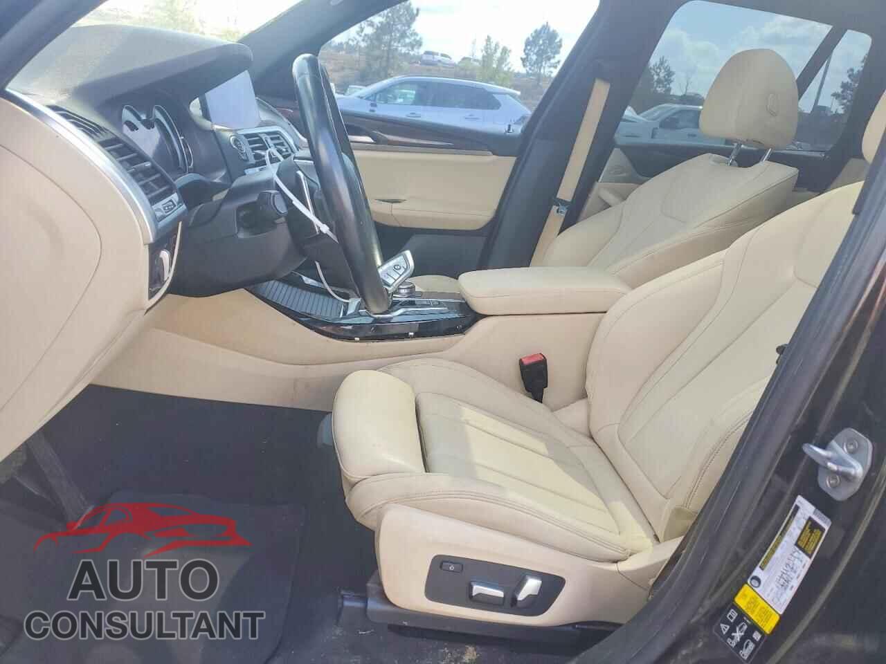 BMW X3 2019 - 5UXTR9C52KLE14494