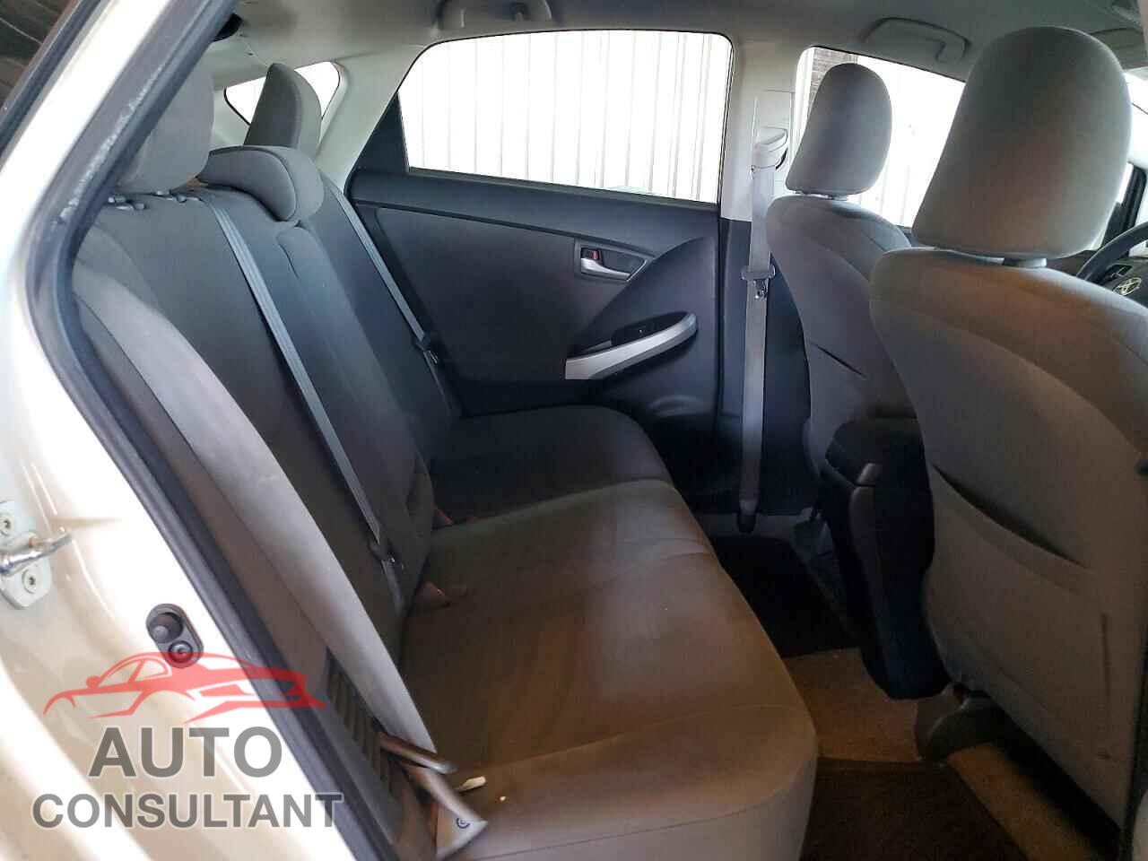 TOYOTA PRIUS 2013 - JTDKN3DP2D3034075