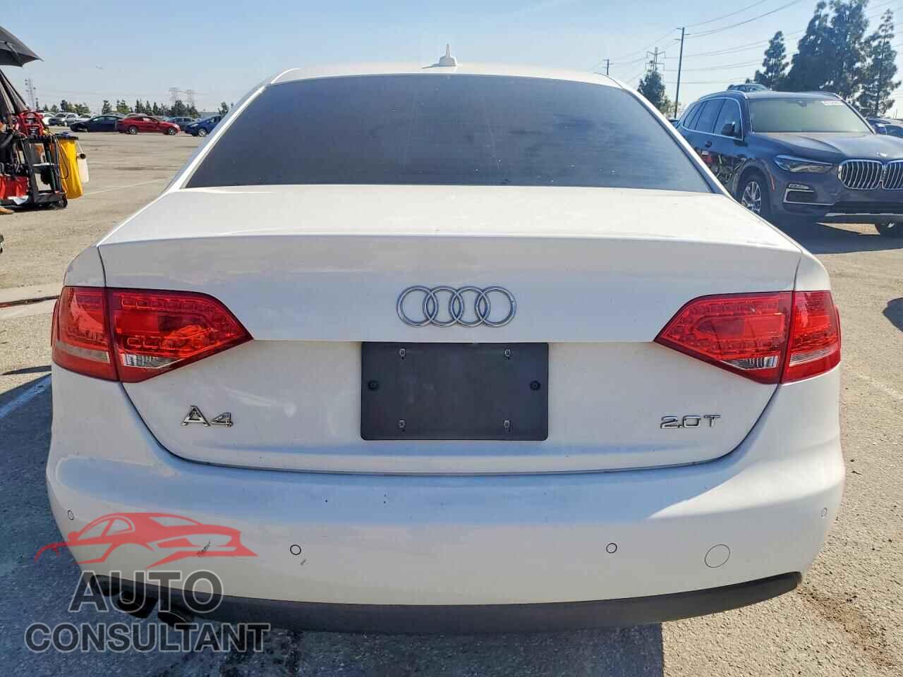 AUDI A4 2011 - WAUEFAFL0BN002135