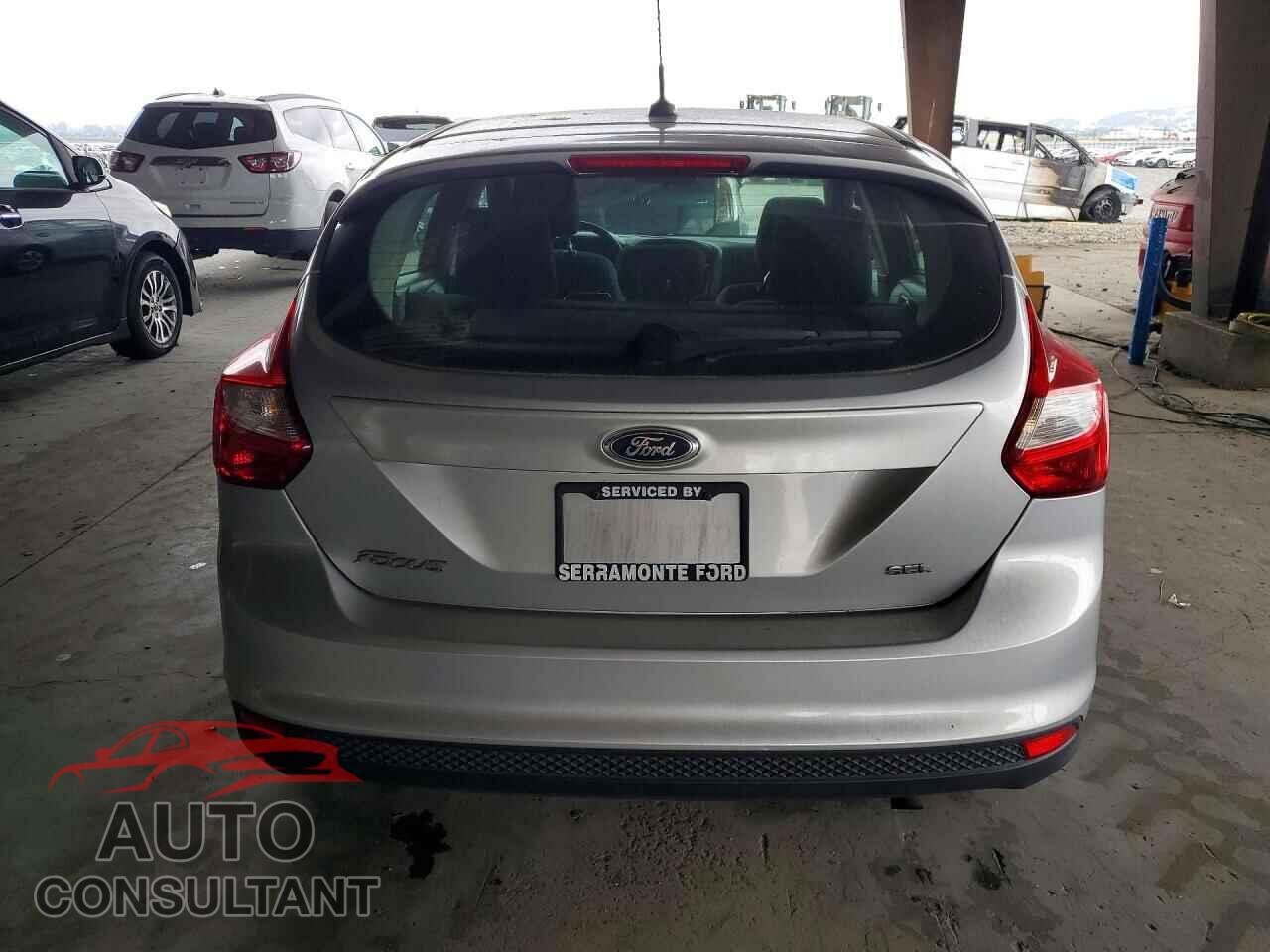 FORD FOCUS 2012 - 1FAHP3M2XCL179992