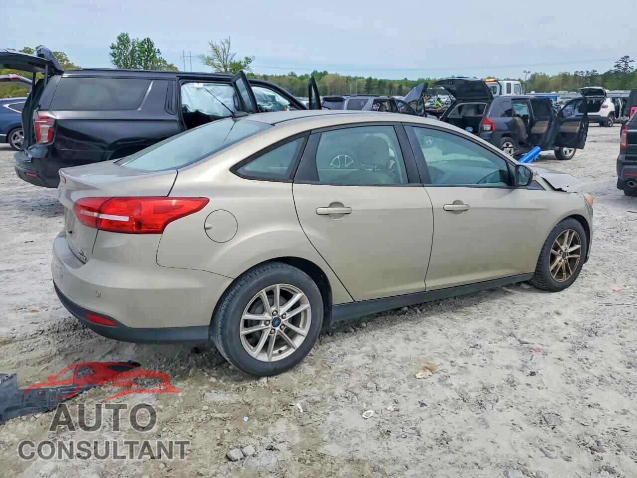 FORD FOCUS 2015 - 1FADP3F26FL247155