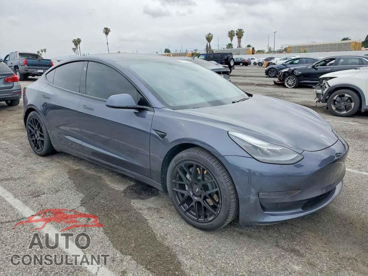 TESLA MODEL 3 2021 - 5YJ3E1EB3MF051966