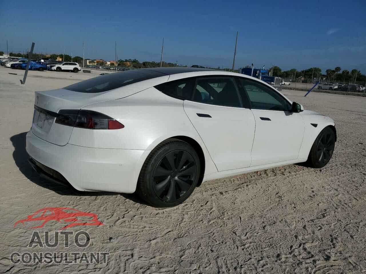 TESLA MODEL S 2022 - 5YJSA1E54NF467141