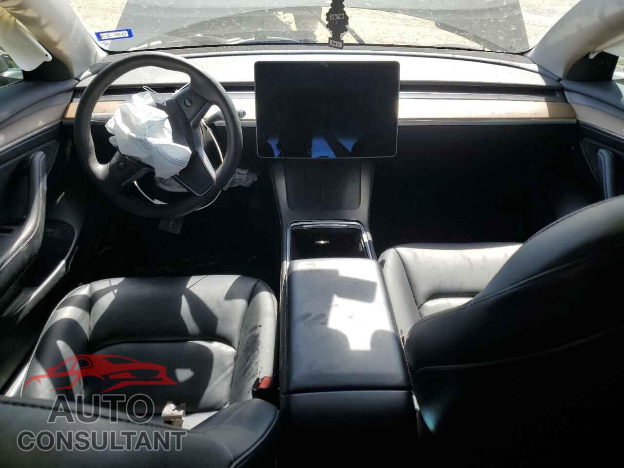 TESLA MODEL 3 2021 - 5YJ3E1EA8MF052764