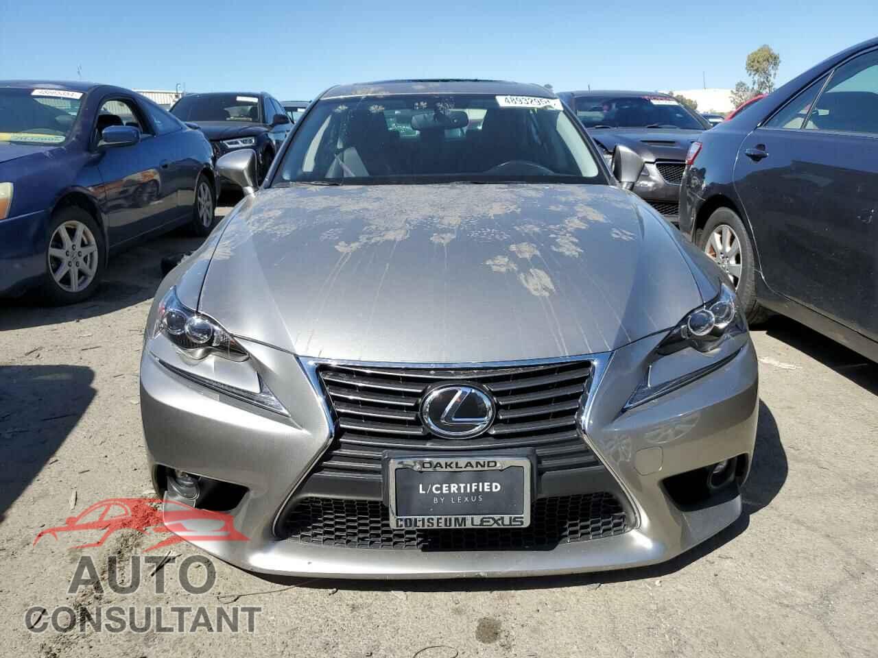 LEXUS IS 2016 - JTHBA1D24G5024532