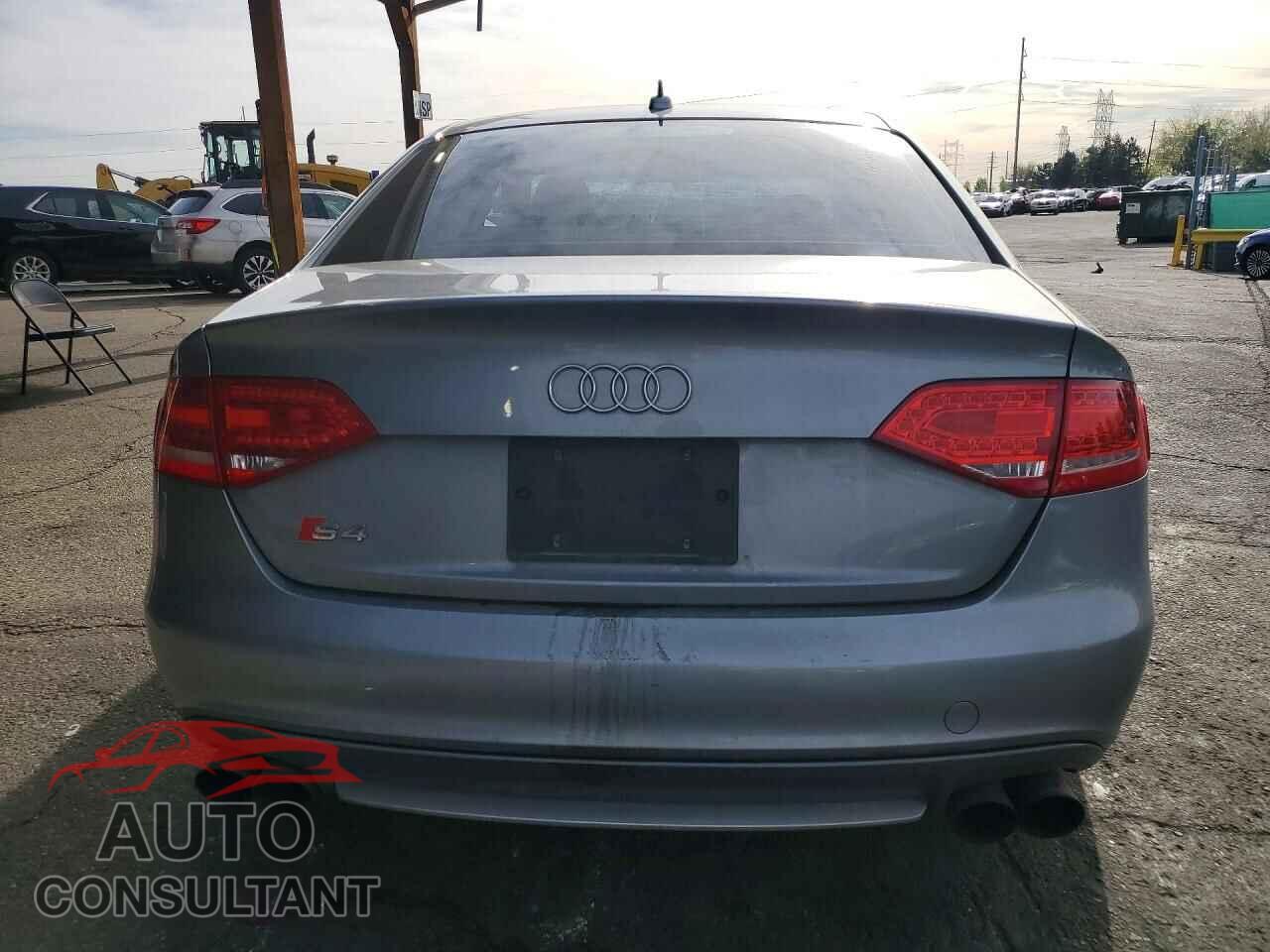 AUDI S4/RS4 2010 - WAUDGAFL4AA151890