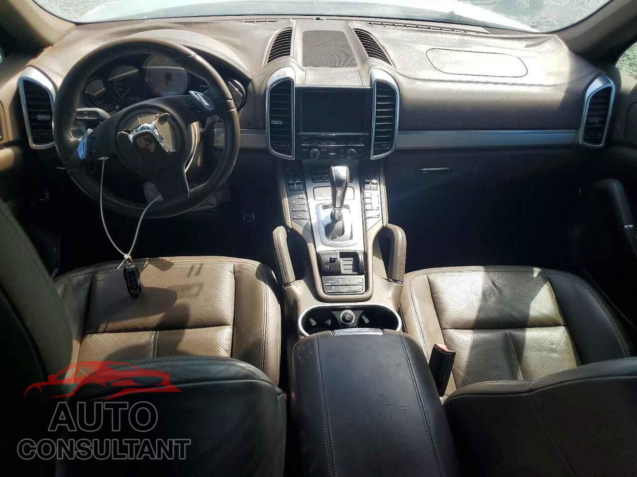 PORSCHE CAYENNE 2011 - WP1AB2A25BLA54243