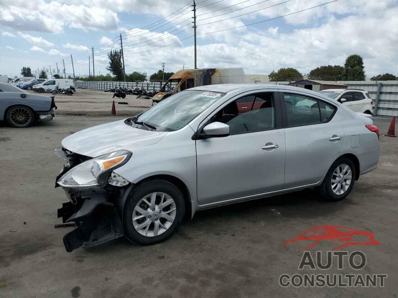 NISSAN VERSA 2018 - 3N1CN7AP4JL845749