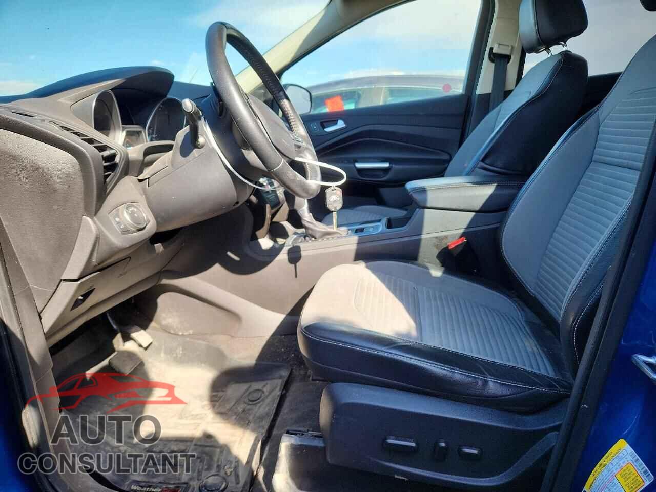 FORD ESCAPE 2017 - 1FMCU9G95HUC91279