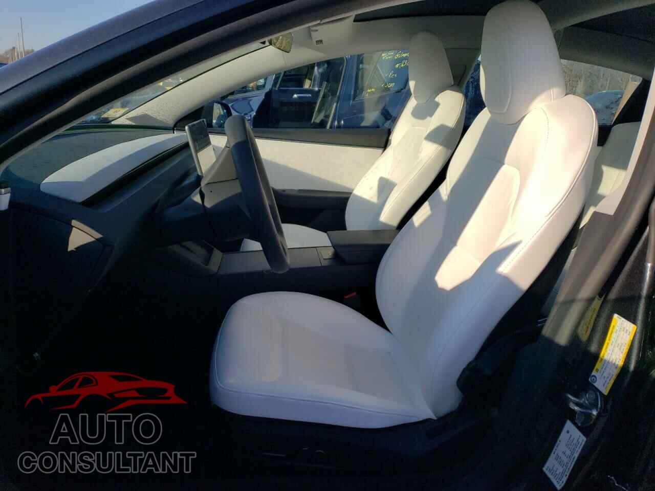 TESLA MODEL 3 2024 - 5YJ3E1EA2RF859983