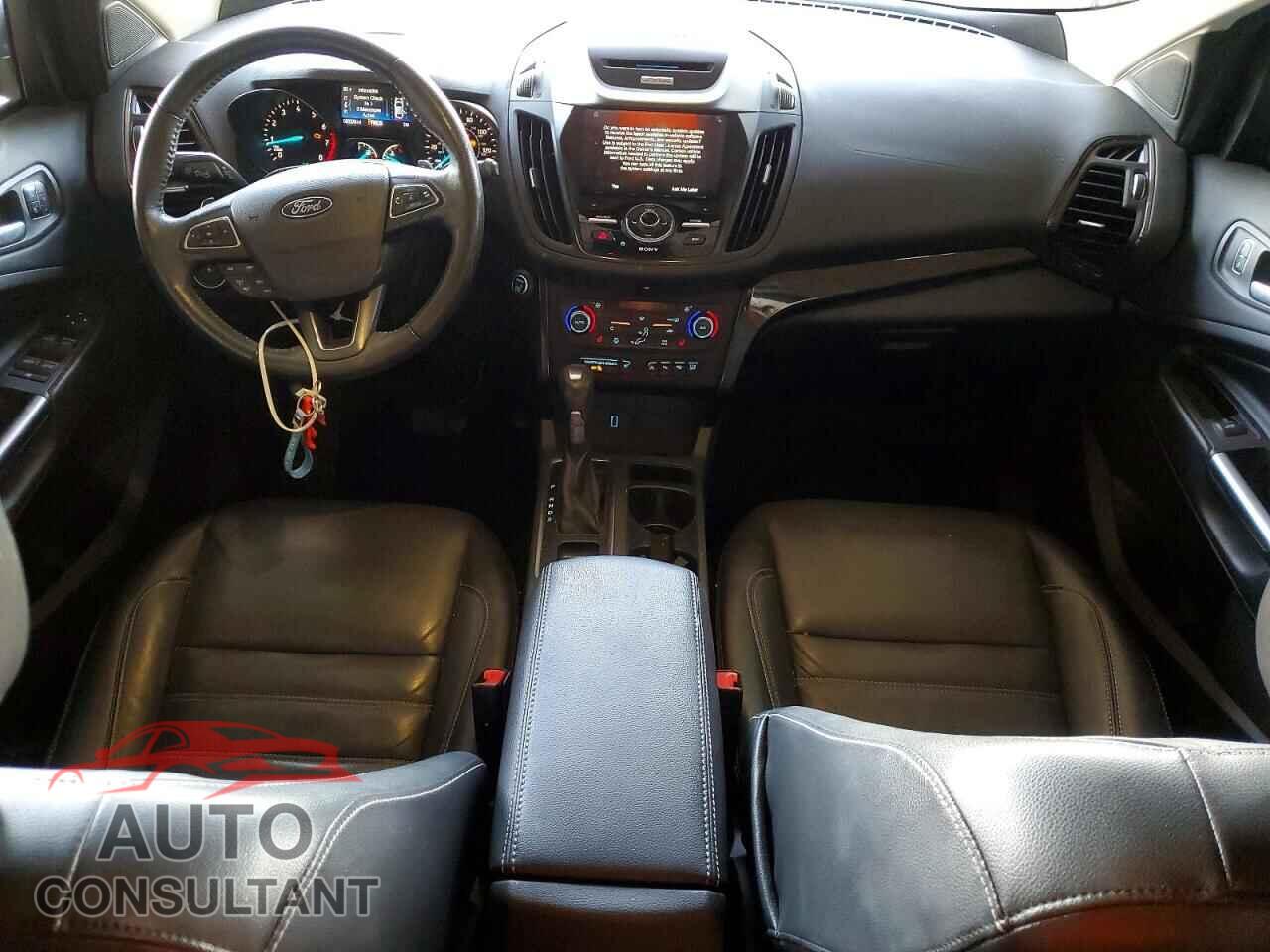 FORD ESCAPE 2017 - 1FMCU9JD2HUD59230