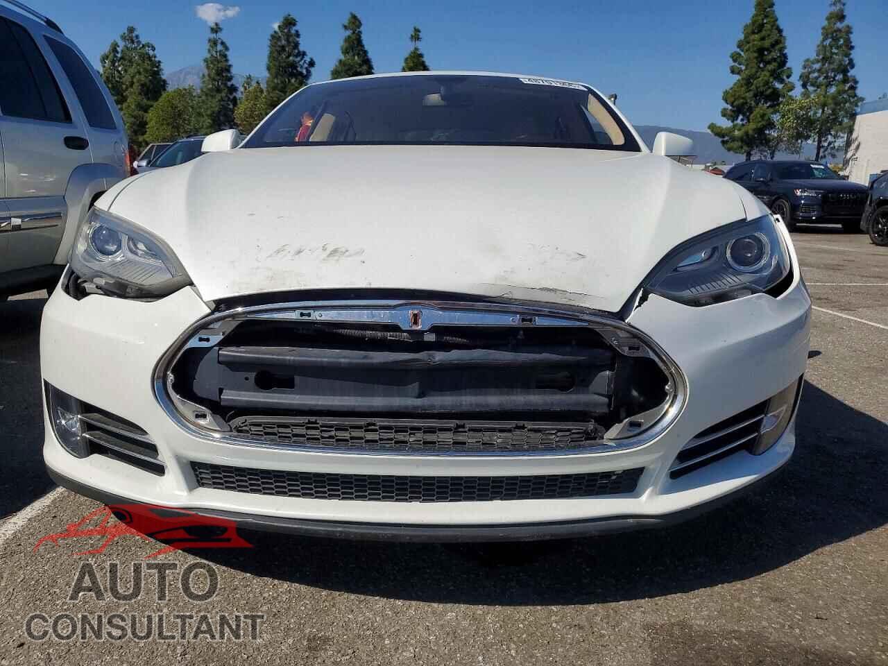 TESLA MODEL S 2013 - 5YJSA1BG5DFP09844