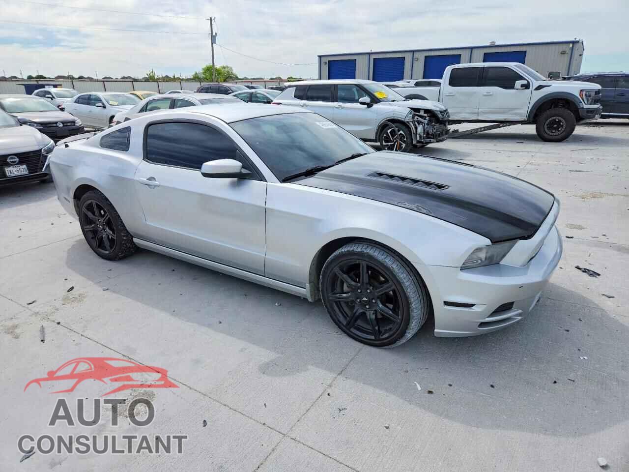 FORD MUSTANG 2014 - 1ZVBP8AM4E5266858