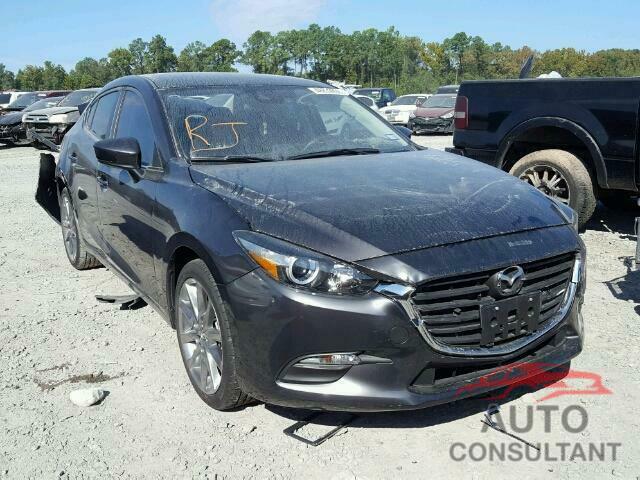 MAZDA 3 2018 - 3MZBN1V35JM180039