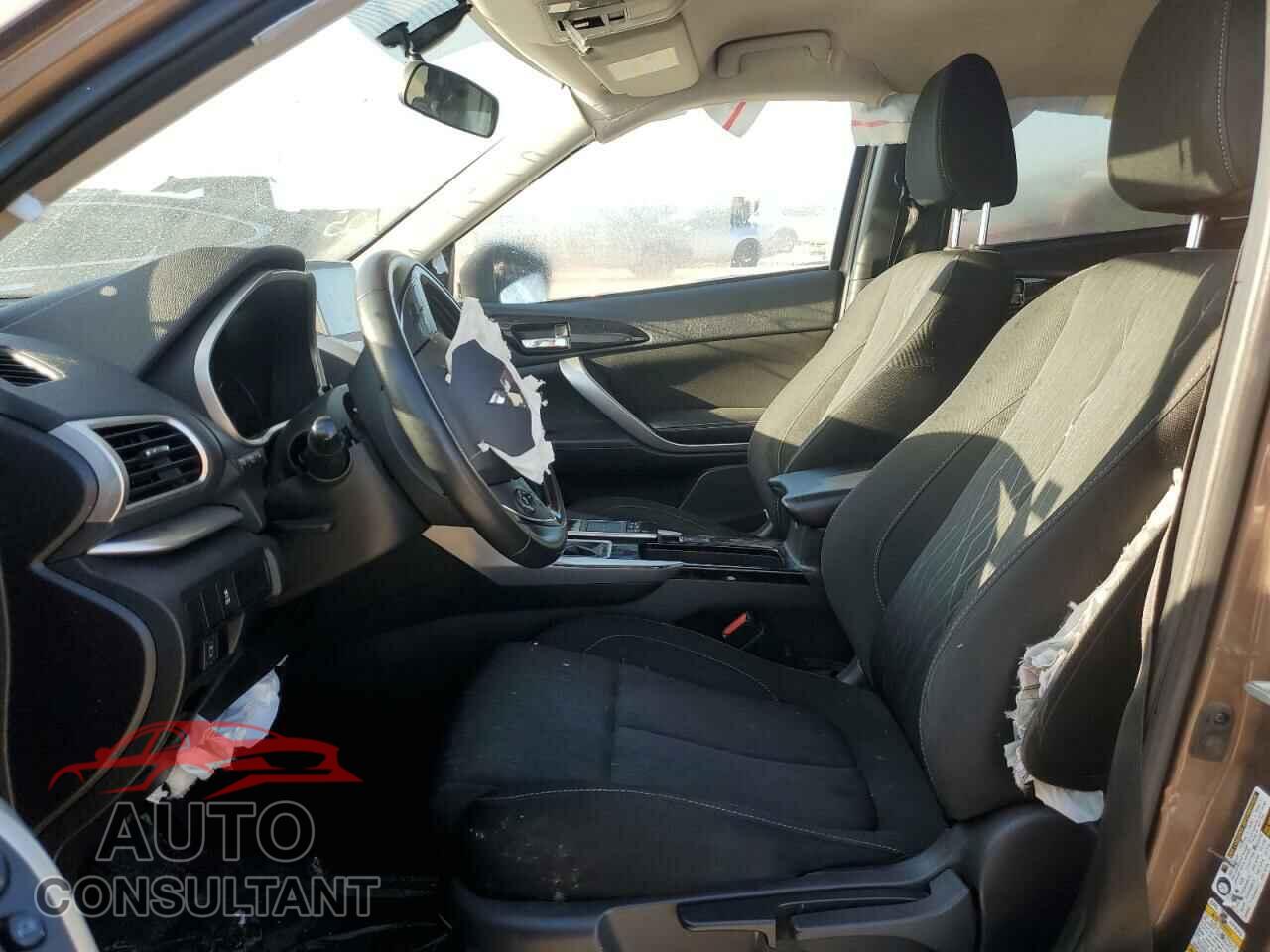MITSUBISHI ECLIPSE 2018 - JA4AT5AA8JZ057604
