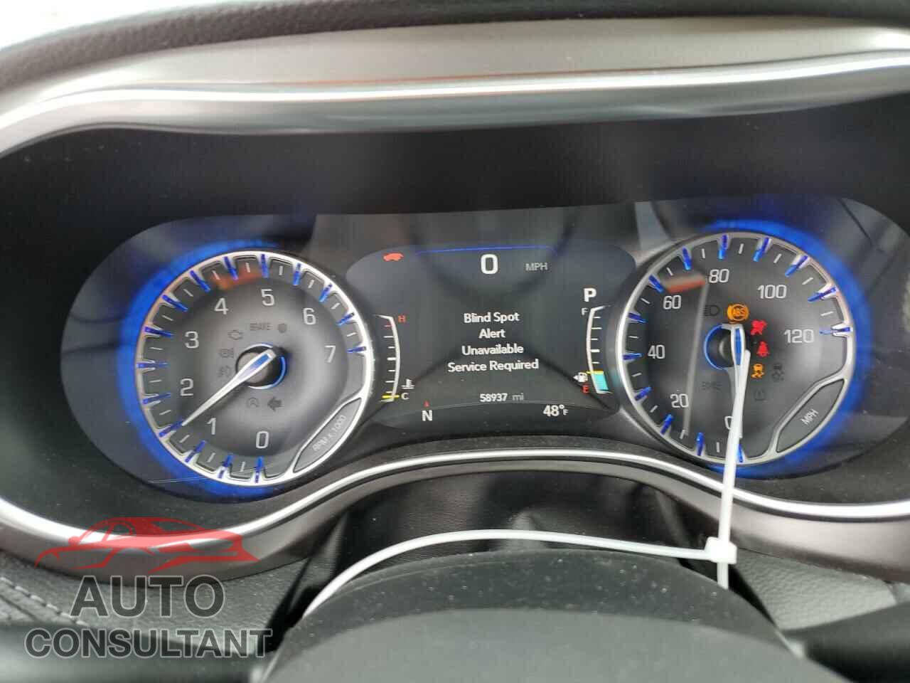 CHRYSLER PACIFICA 2017 - 2C4RC1GG1HR757918