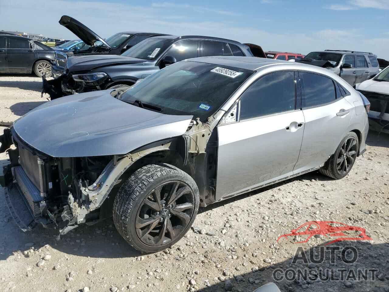 HONDA CIVIC 2018 - SHHFK7H97JU209639