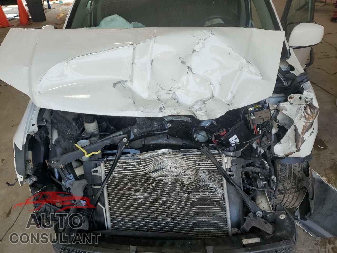 DODGE CARAVAN 2011 - 2D4RN3DG8BR637697