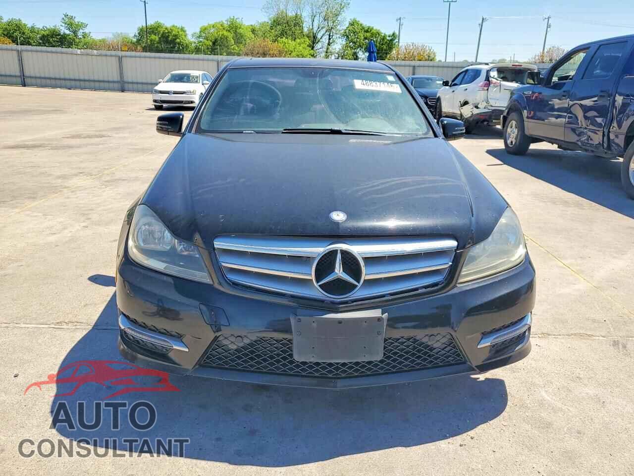 MERCEDES-BENZ C-CLASS 2013 - WDDGF4HB8DA859255