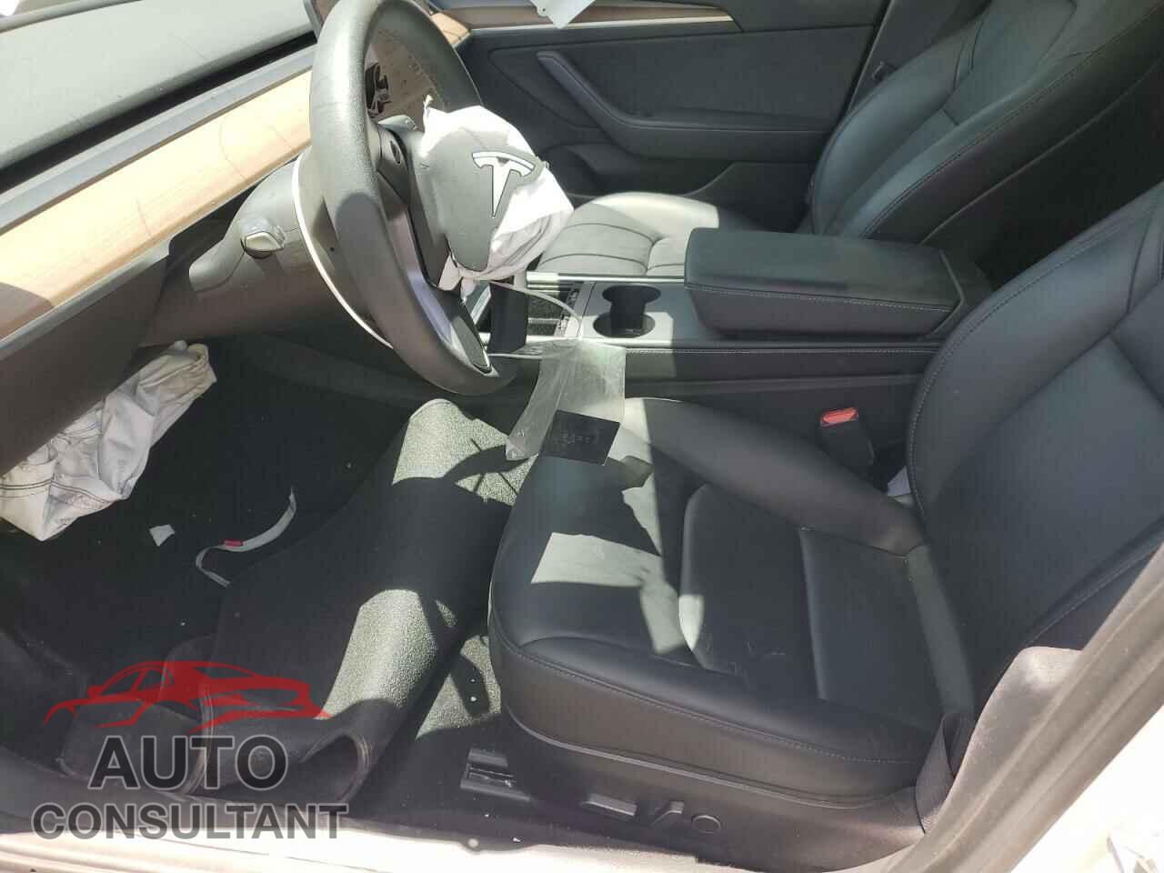 TESLA MODEL 3 2022 - 5YJ3E1EB8NF120555
