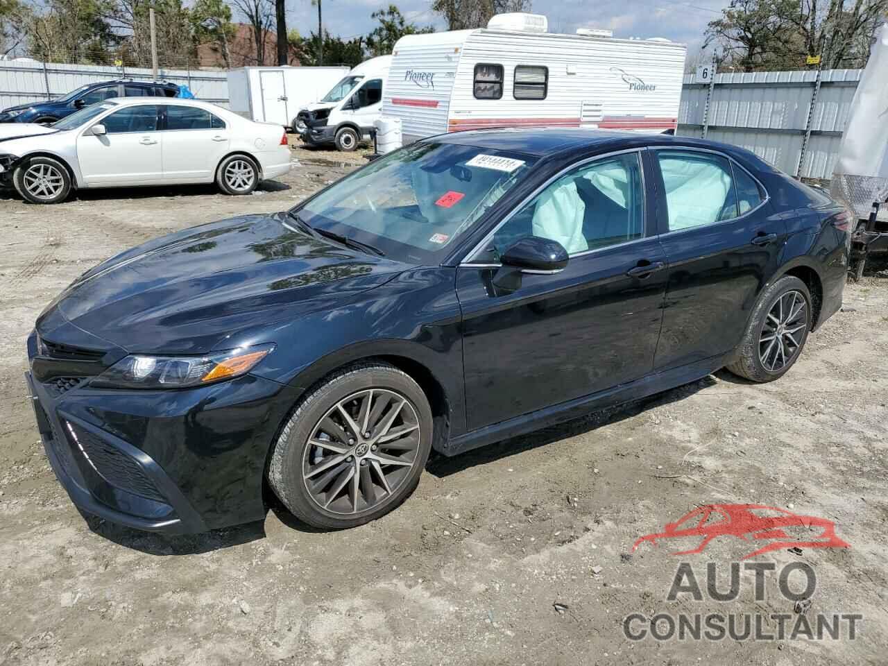 TOYOTA CAMRY 2022 - 4T1G11AK8NU634900