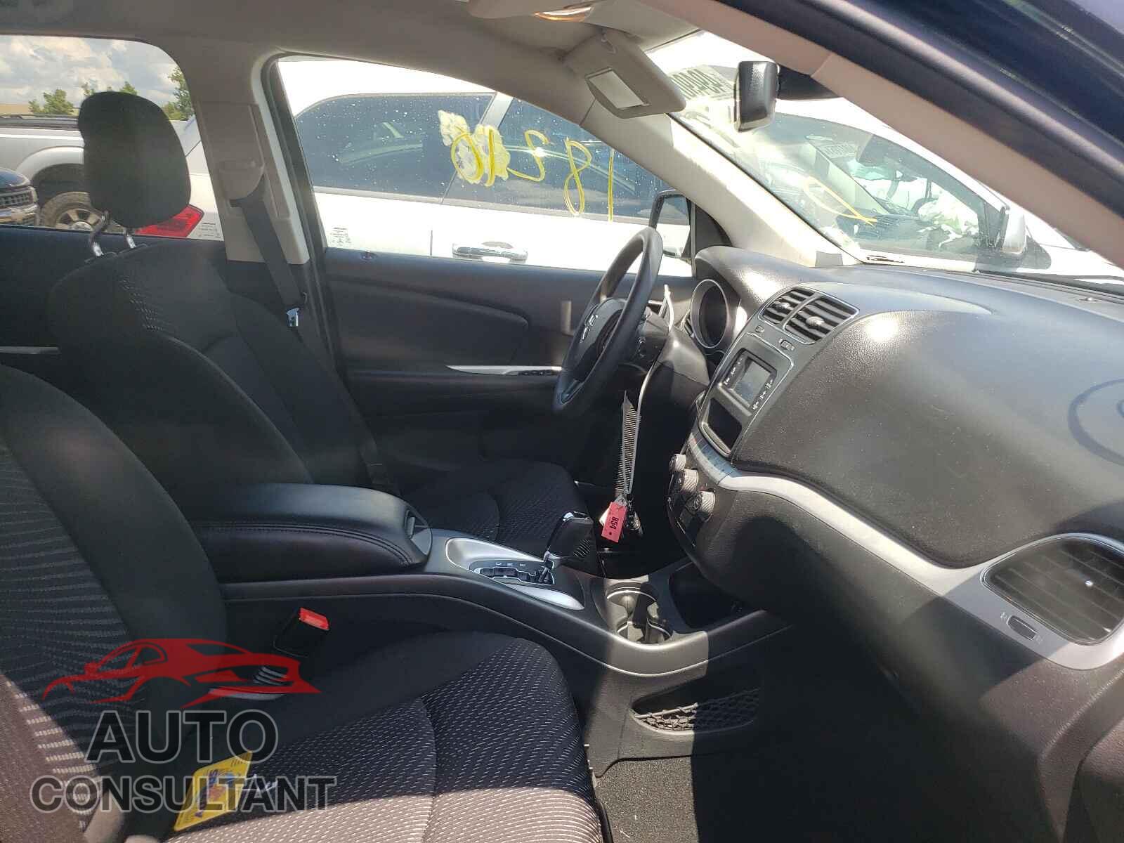 DODGE JOURNEY 2020 - 3C4PDCAB1LT182576