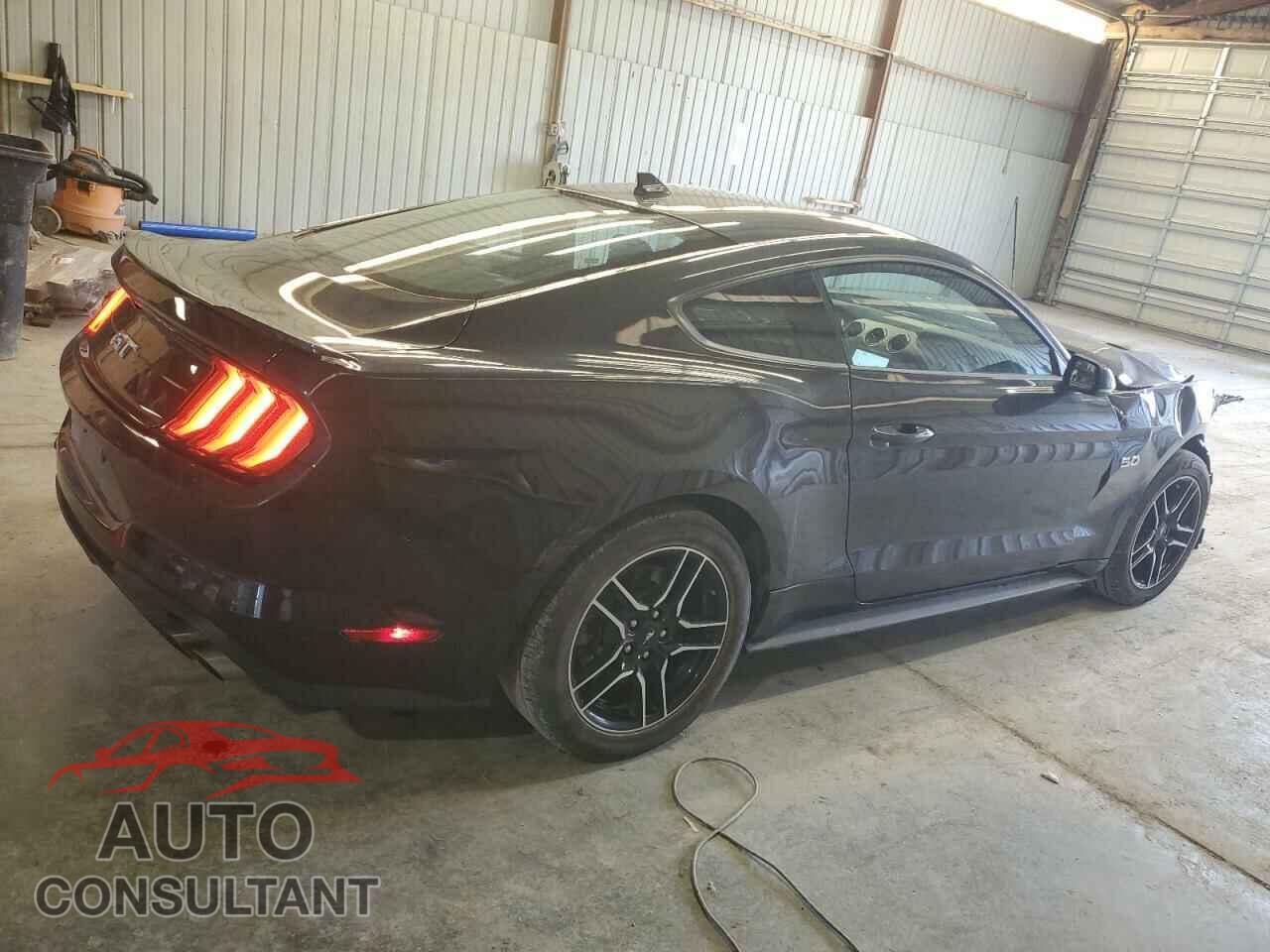 FORD MUSTANG 2023 - 1FA6P8CF8P5302630