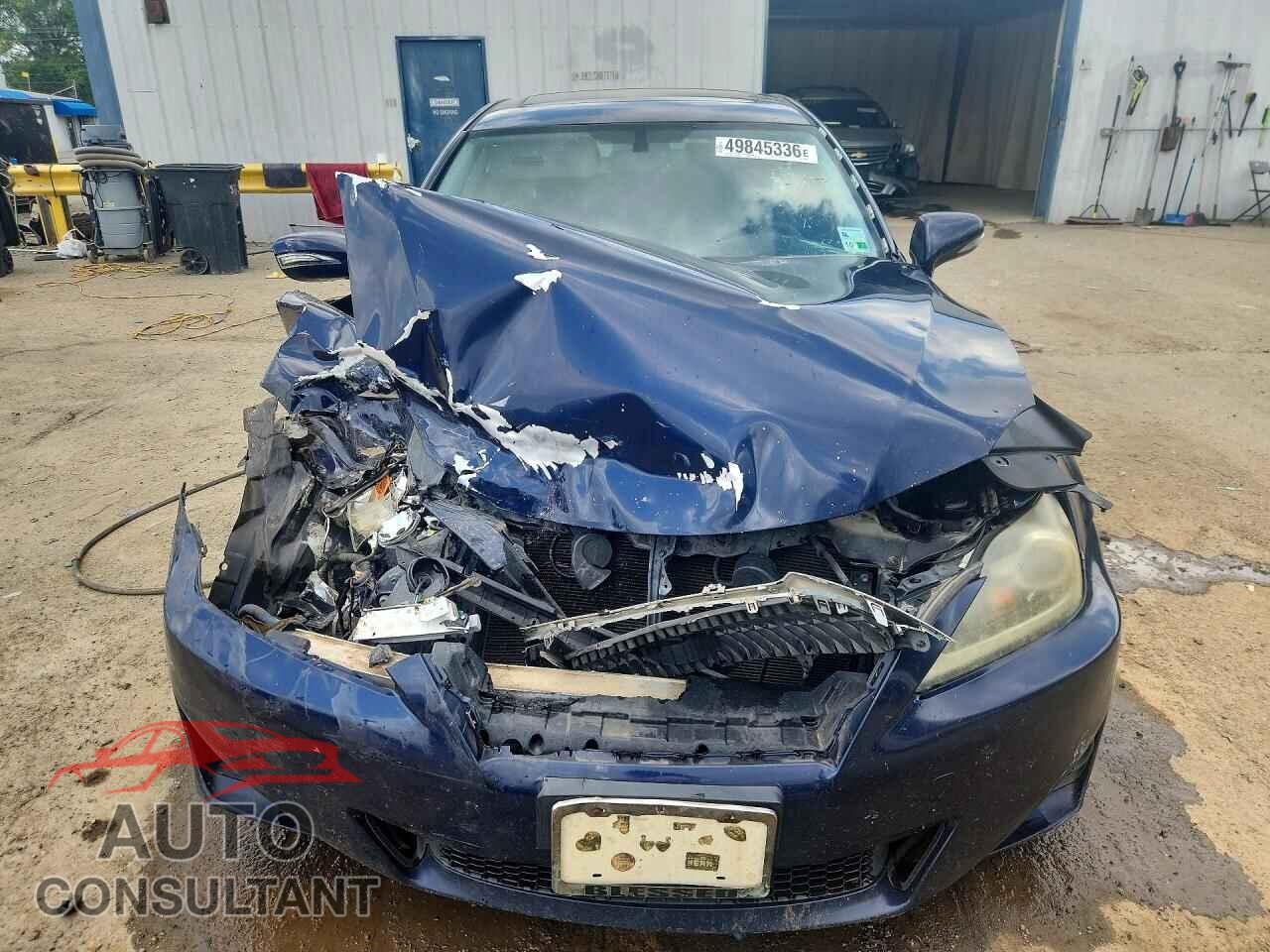 LEXUS IS 2011 - JTHBF5C21B5146994