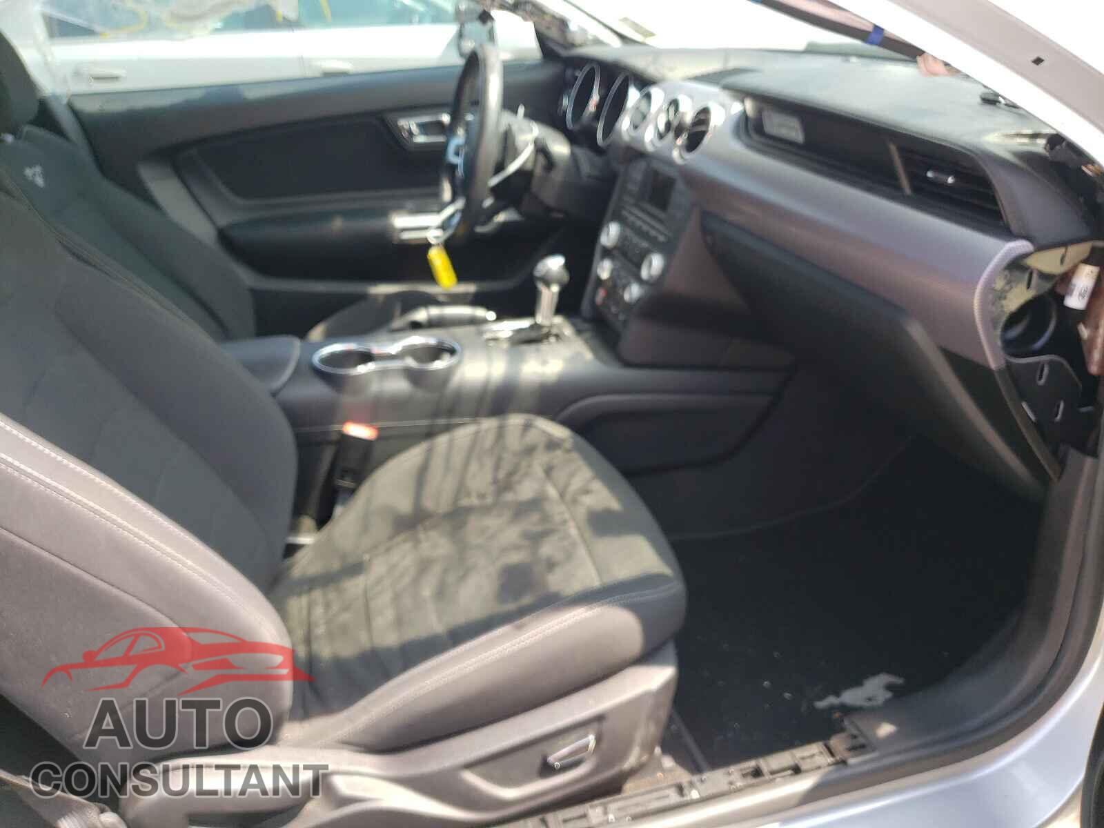 FORD MUSTANG 2017 - 1FA6P8CF8H5263359