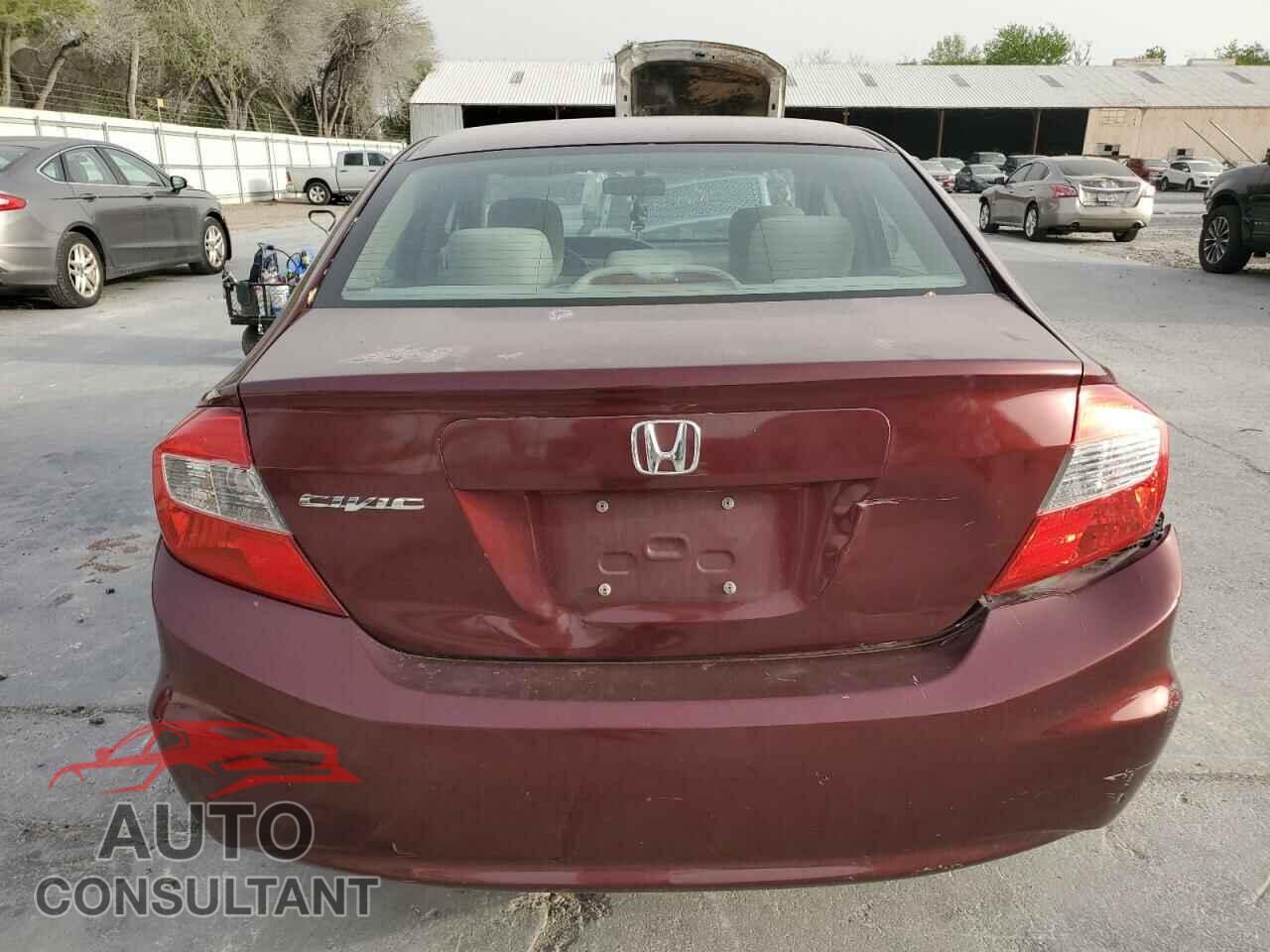 HONDA CIVIC 2012 - 2HGFB2F55CH606043