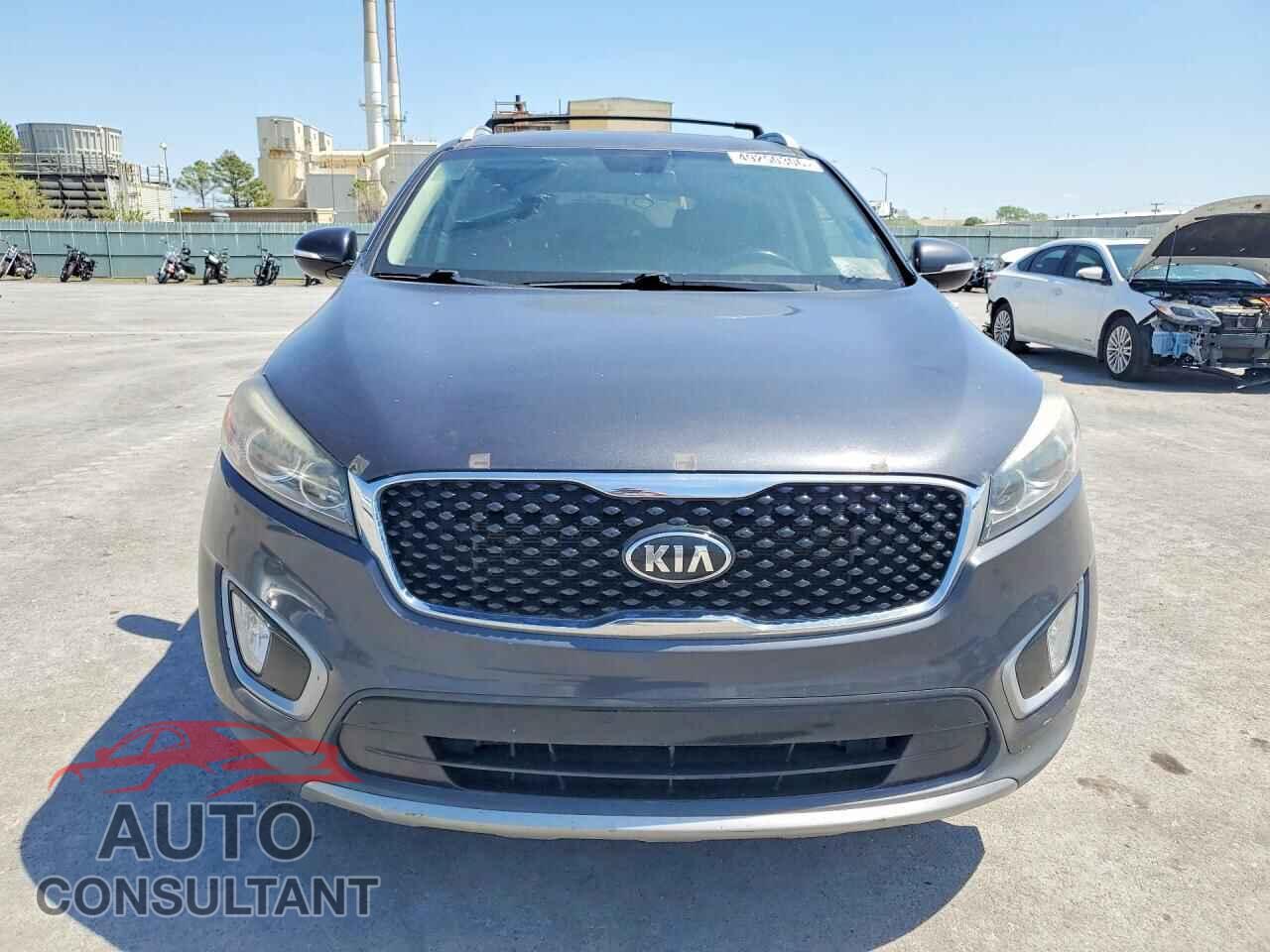 KIA SORENTO 2017 - 5XYPH4A53HG324249