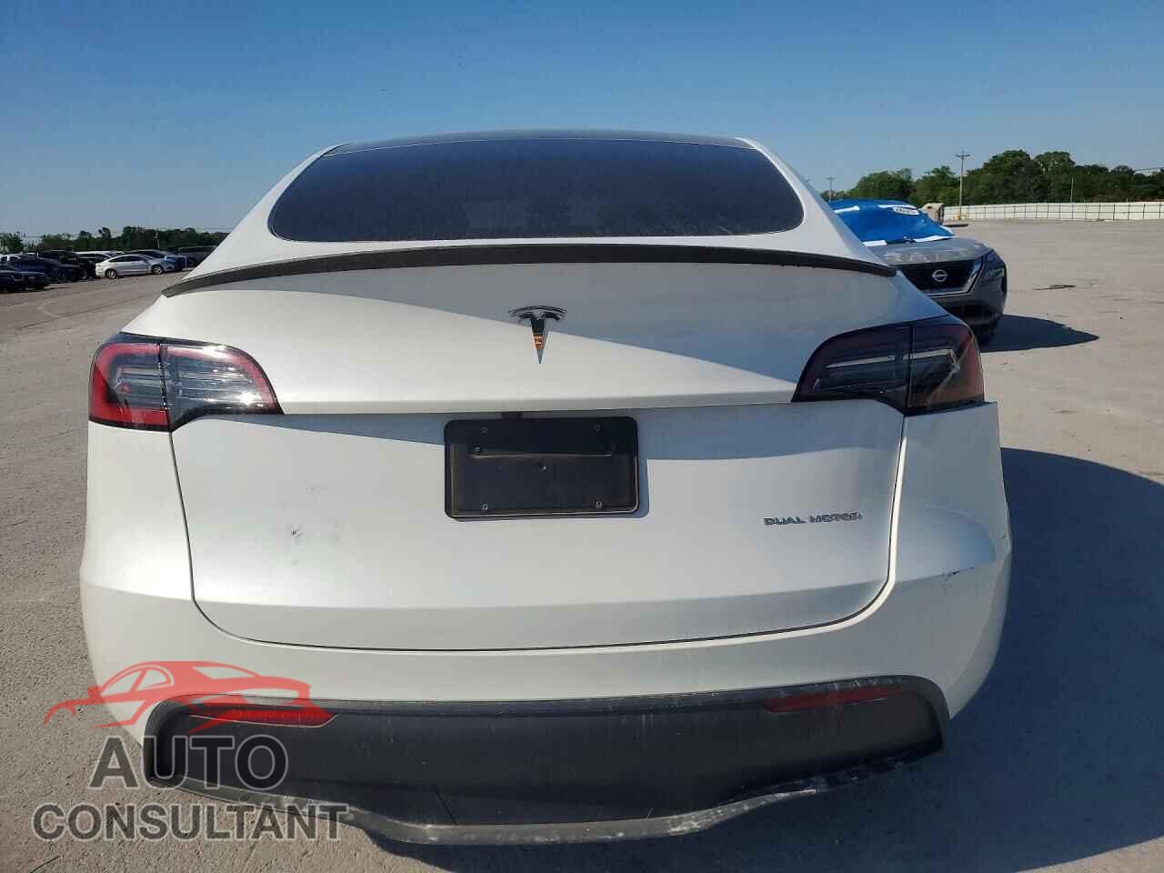 TESLA MODEL Y 2023 - 7SAYGAEE2PF966437