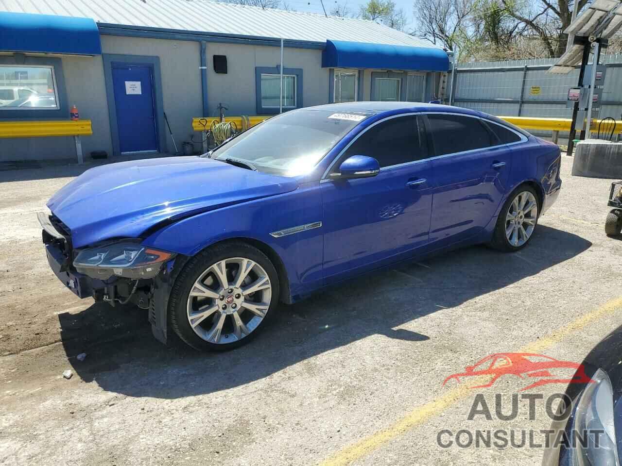 JAGUAR XJ 2017 - SAJWA2G75H8W05099