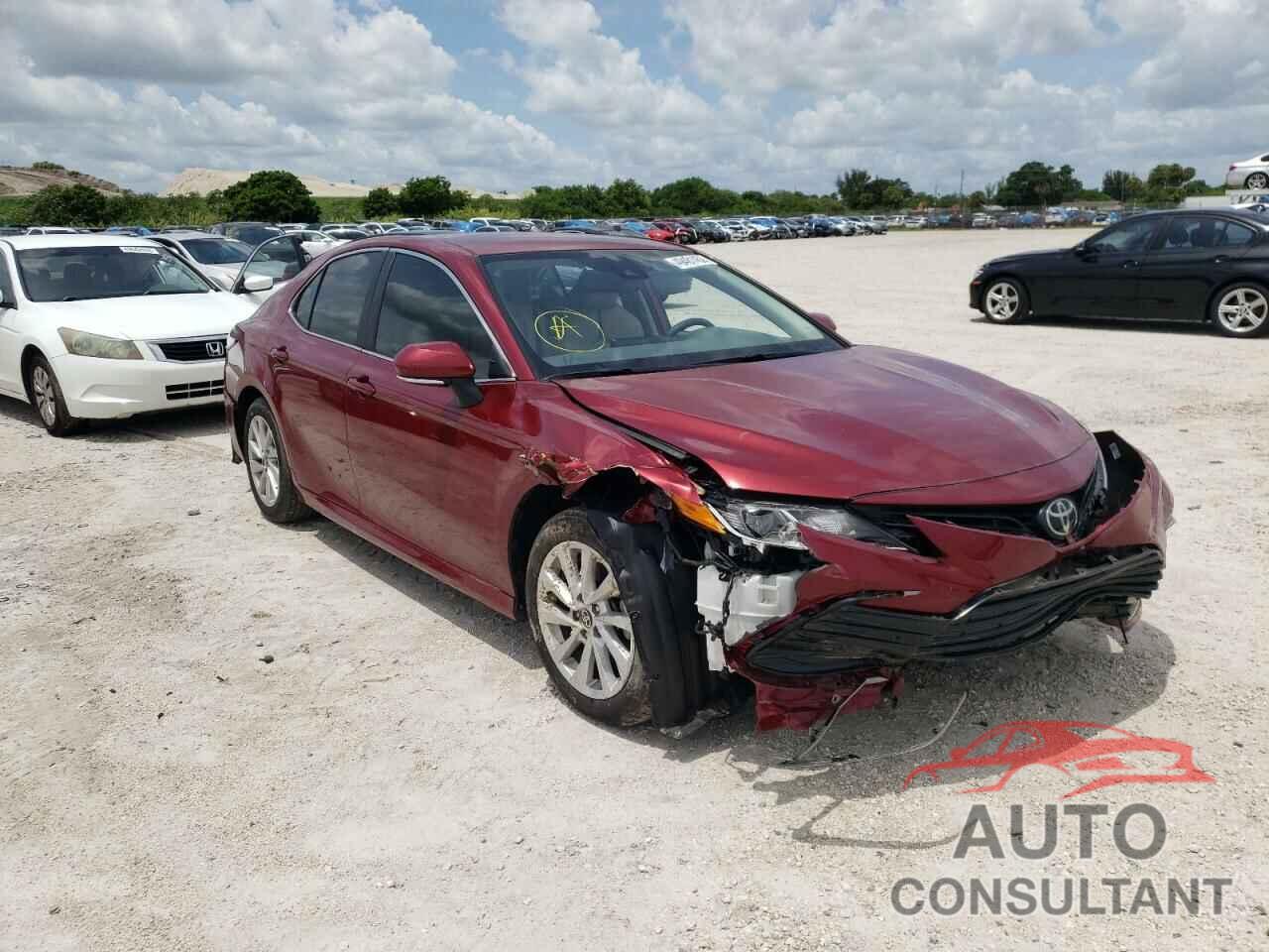 TOYOTA CAMRY 2021 - 4T1R11AK1MU572764