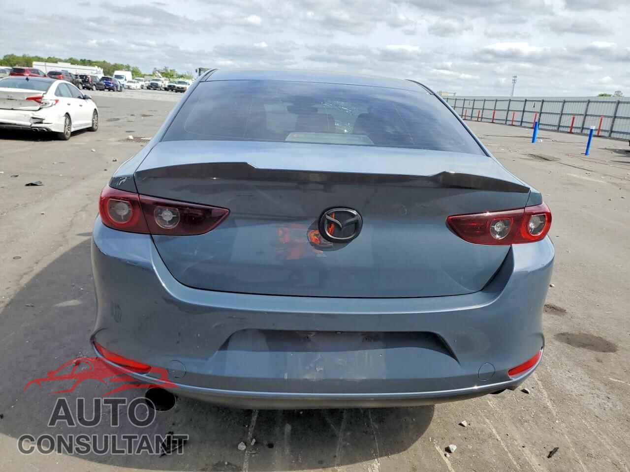 MAZDA 3 2023 - 3MZBPACM4PM372907