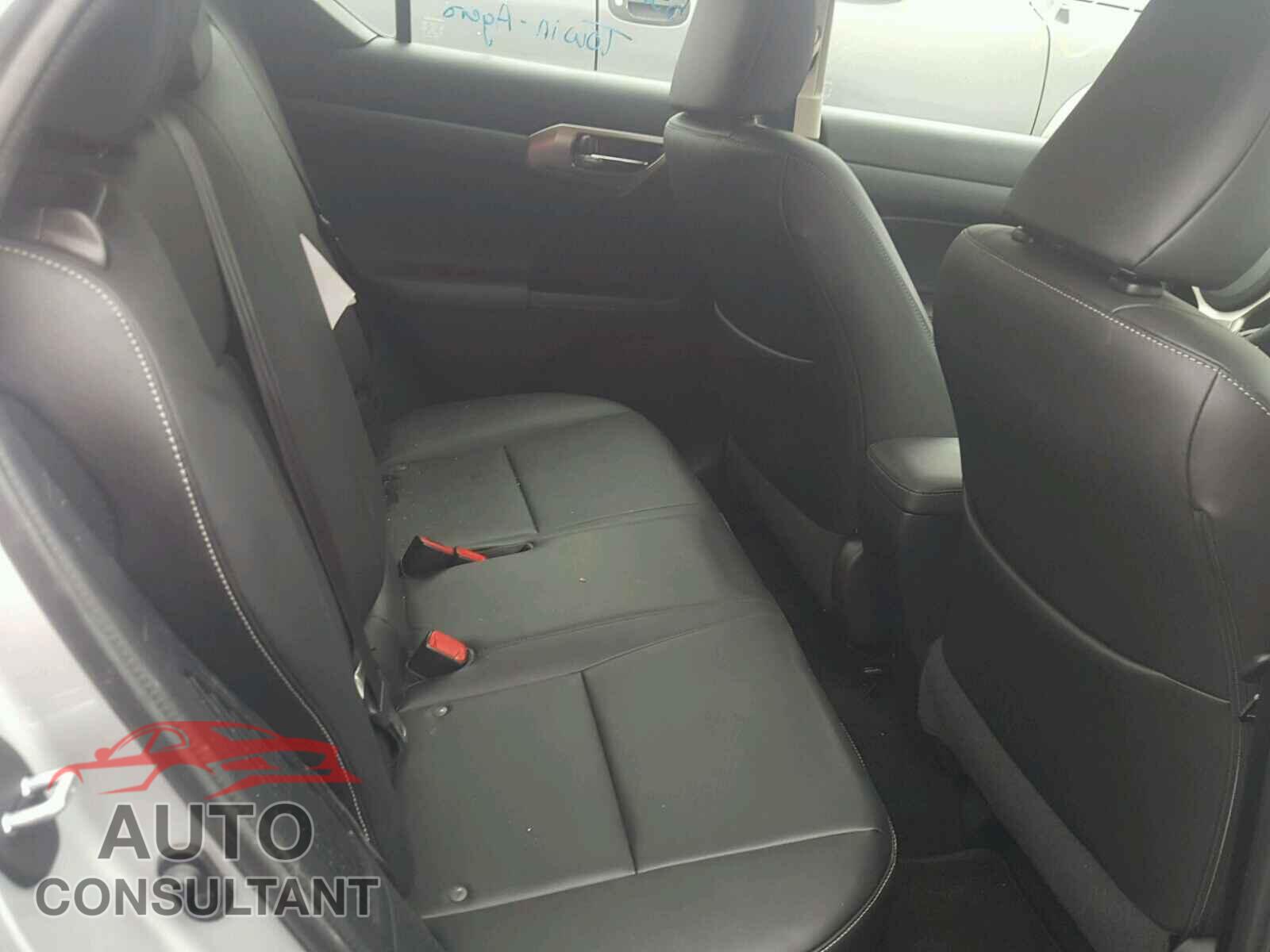 LEXUS CT 200 2015 - JTHKD5BH4F2233162