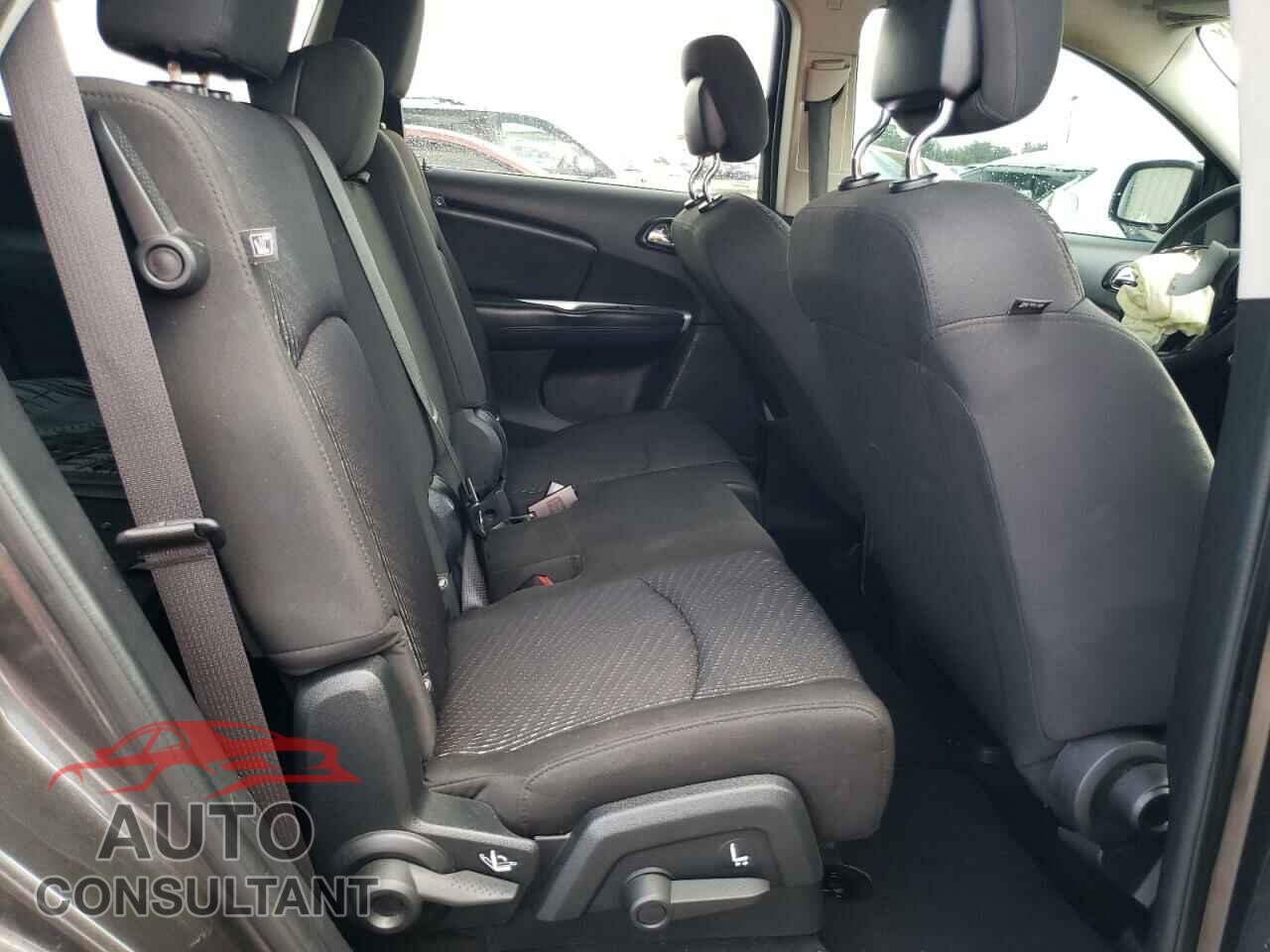 DODGE JOURNEY 2017 - 3C4PDCBG8HT589182
