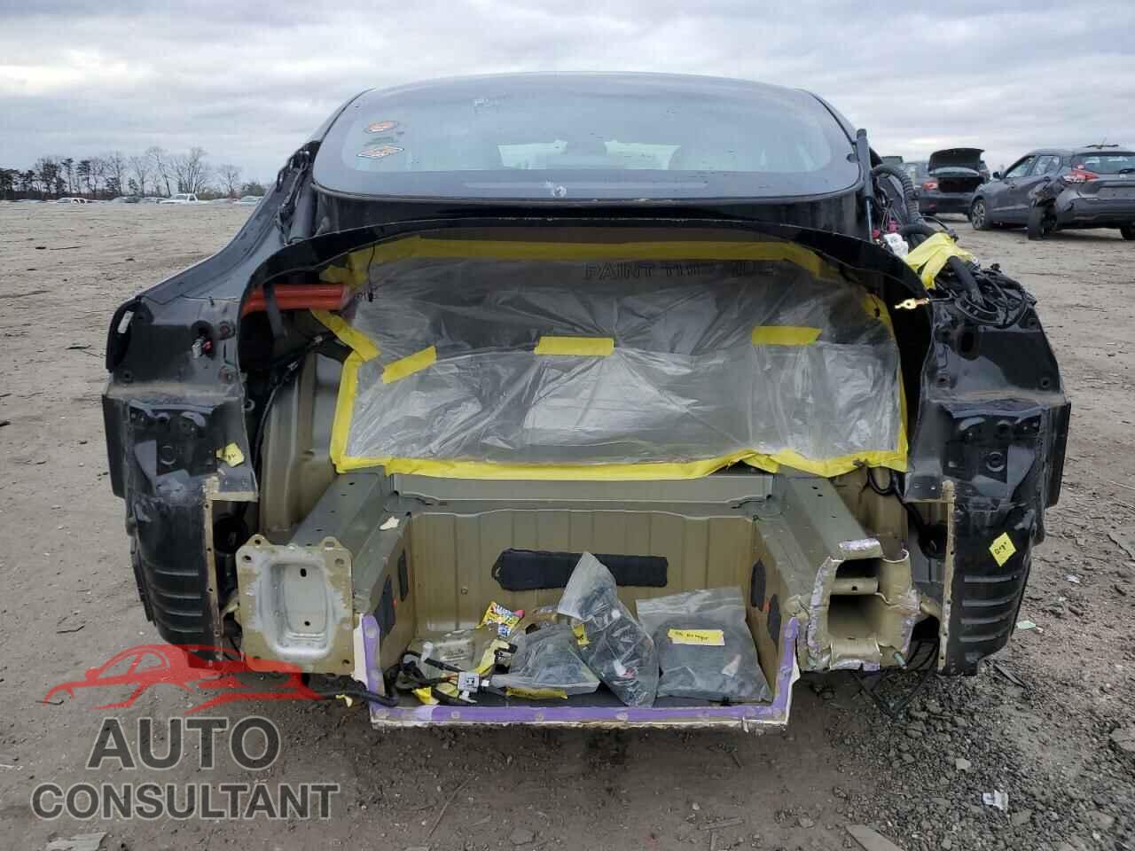 TESLA MODEL 3 2021 - 5YJ3E1EA8MF089555
