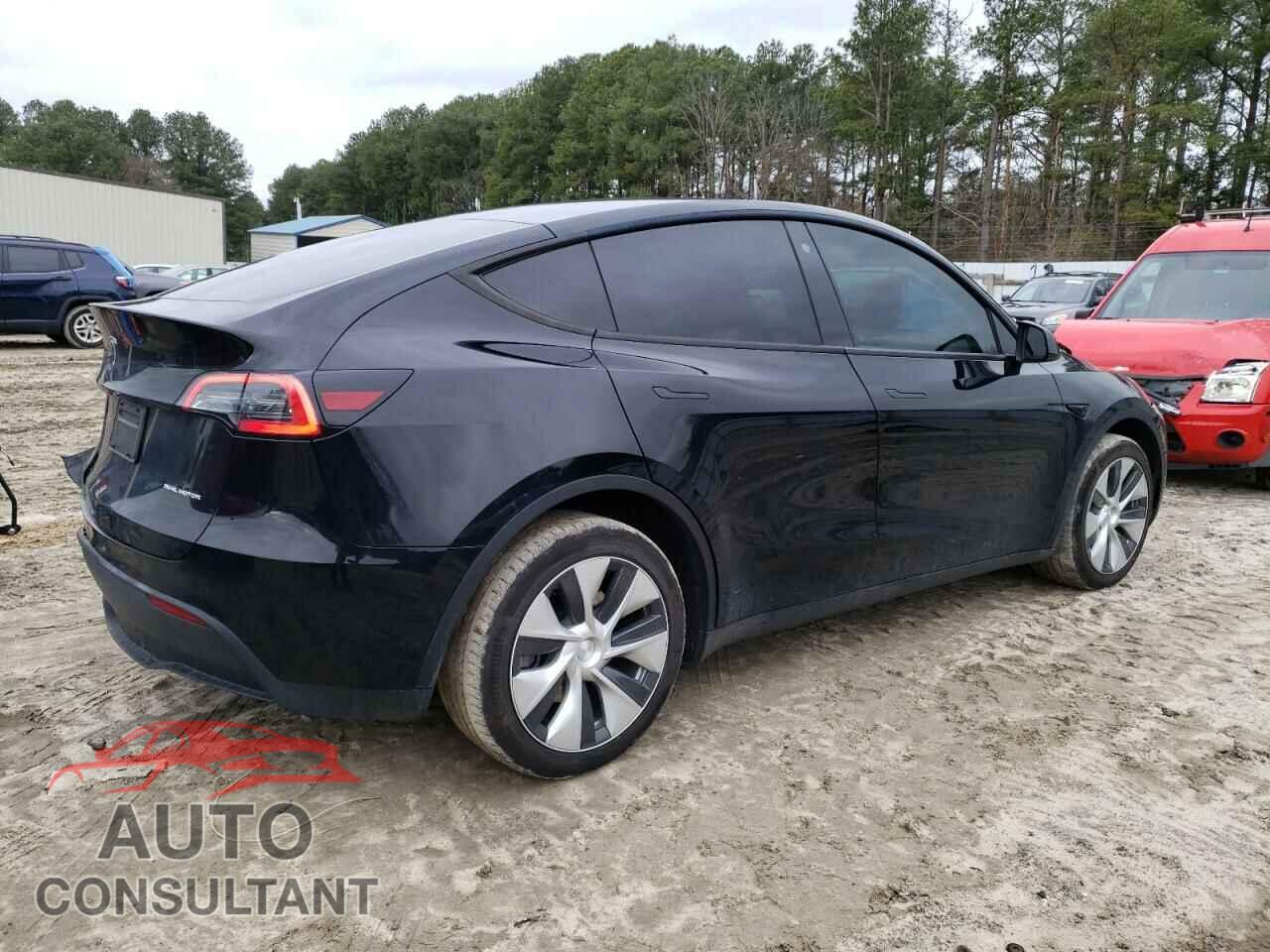 TESLA MODEL Y 2023 - 7SAYGDEEXPF631041