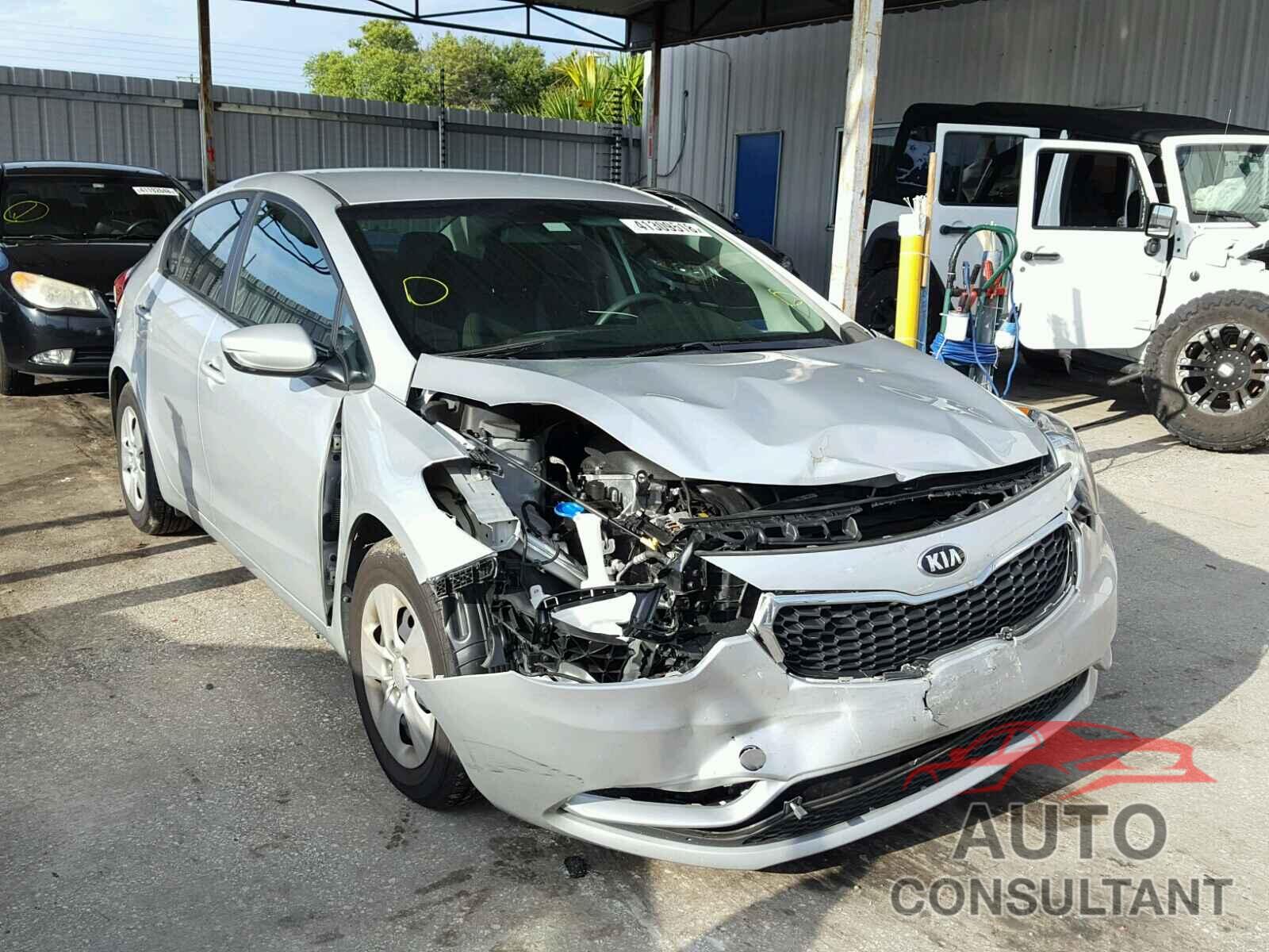 KIA FORTE 2016 - KNAFK4A64G5601050