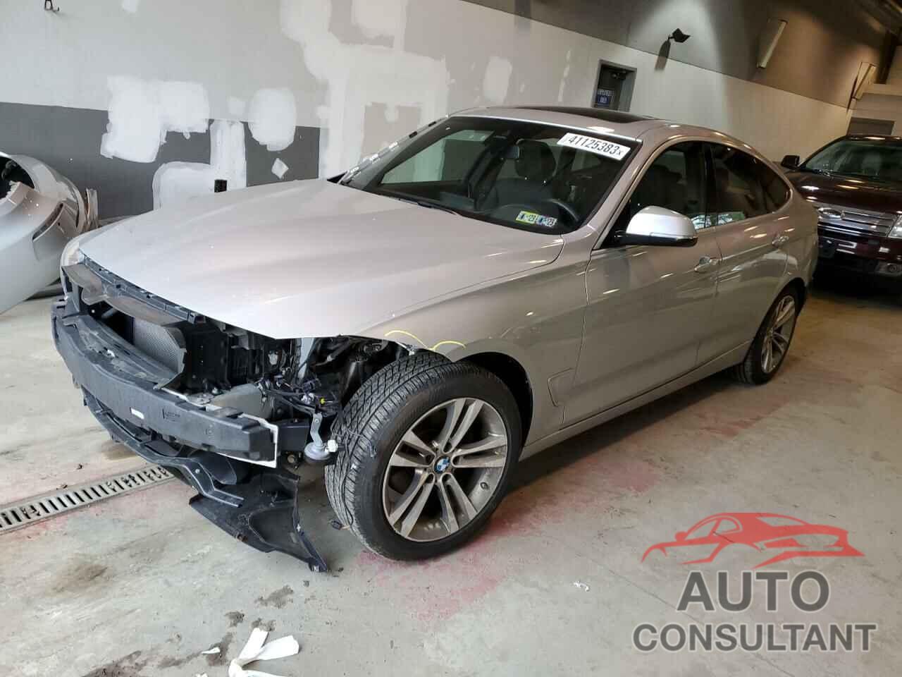 BMW 3 SERIES 2017 - WBA8Z9C34HG827387