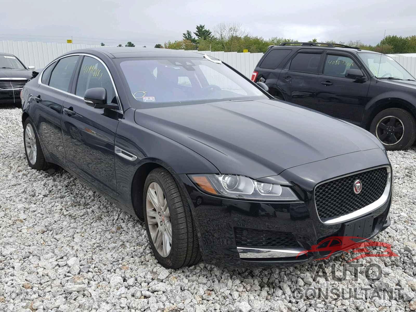 JAGUAR XF 2017 - SAJBJ4BVXHCY45925