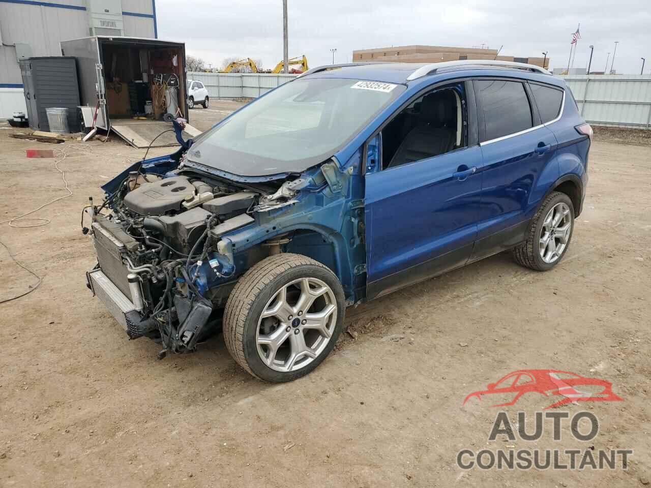 FORD ESCAPE 2017 - 1FMCU9J9XHUB80977