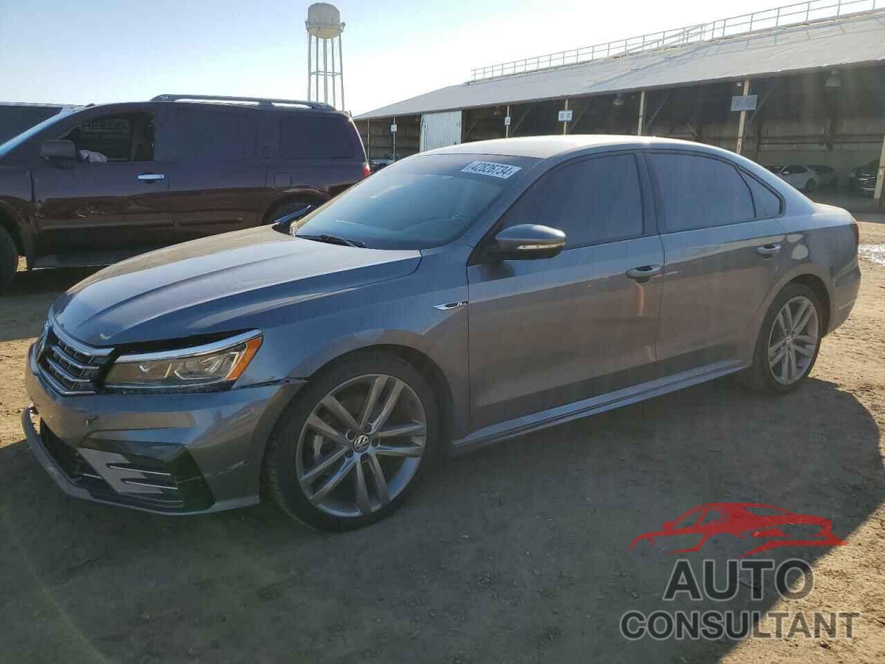 VOLKSWAGEN PASSAT 2018 - 1VWAA7A37JC051480